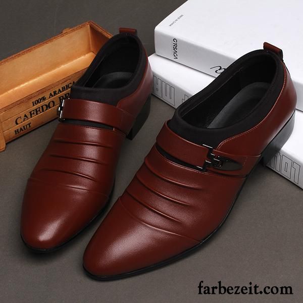 Anzug Schuhe Herren Schwarz Spitze Schnürung Trend Lederschue Jugend Winter England Schüler Casual Schuhe Verkaufen