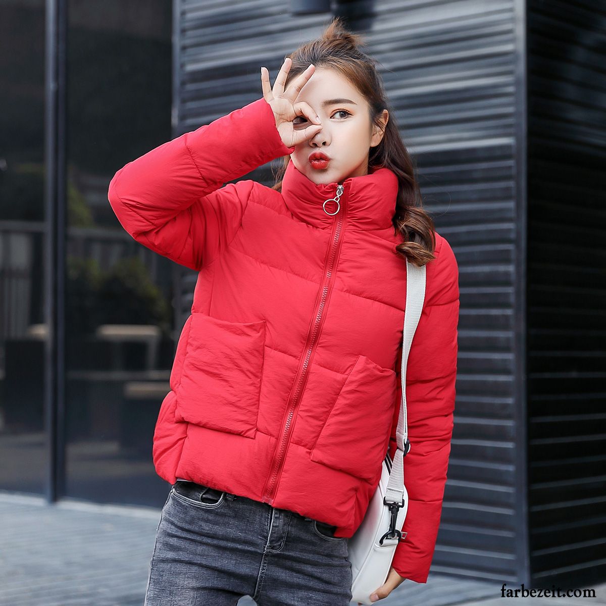 Leichte Steppjacken Damen Günstig Neu Stehkragen Baumwolle Große Größe Kurzer Absatz Schlank Baumwollgepolsterte Winterkleidung Überzieher Verdickung Günstig